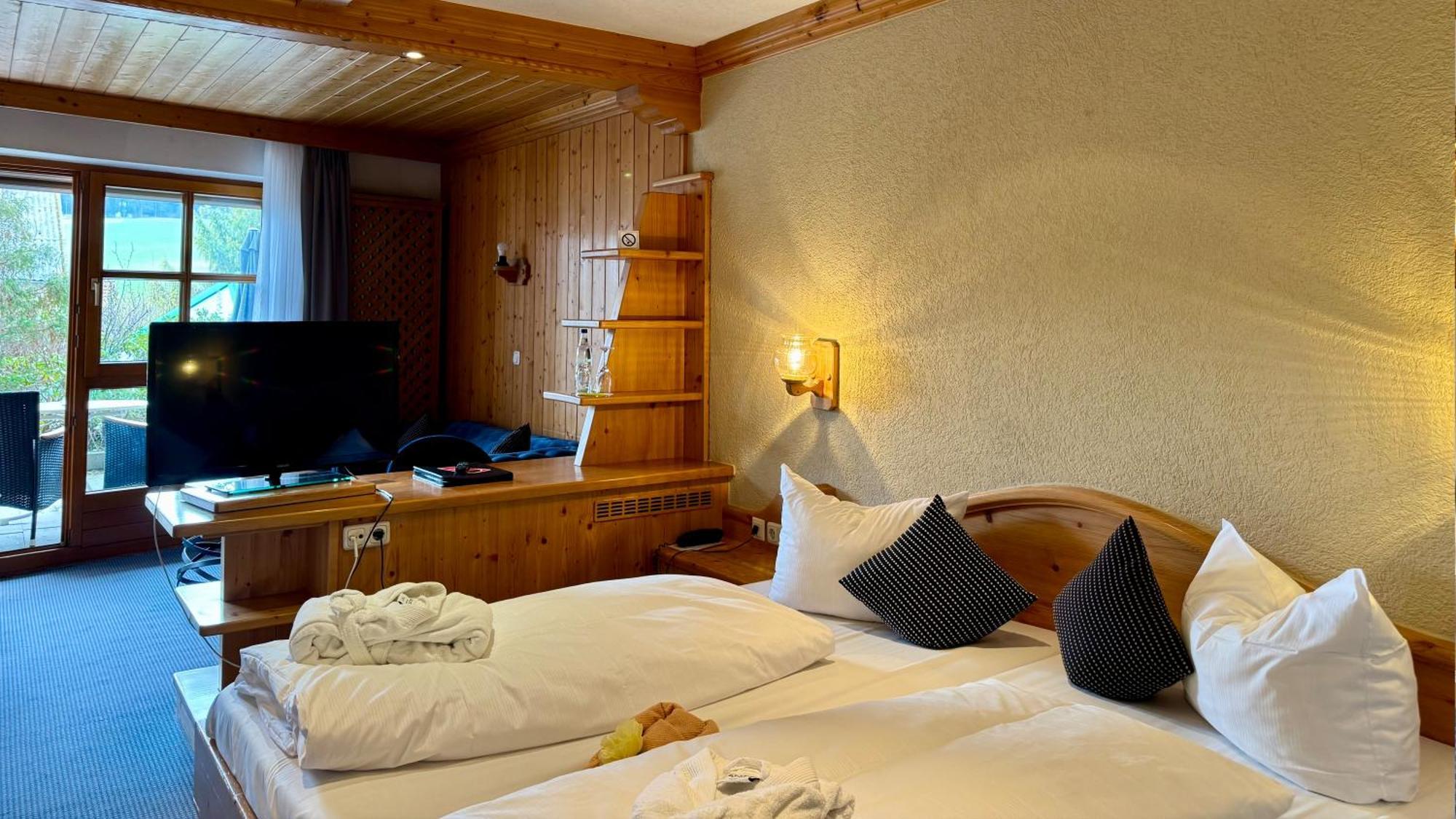 רימבאך Wellness Hotel Bayerischer Hof מראה חיצוני תמונה